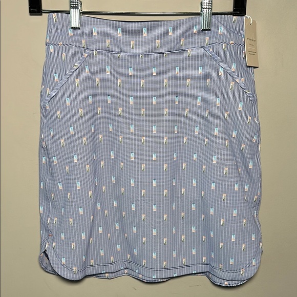 Peter Millar Blue Bubble golf Skort Casual Resort Wear
Navy blue with white - Picture 1 of 10